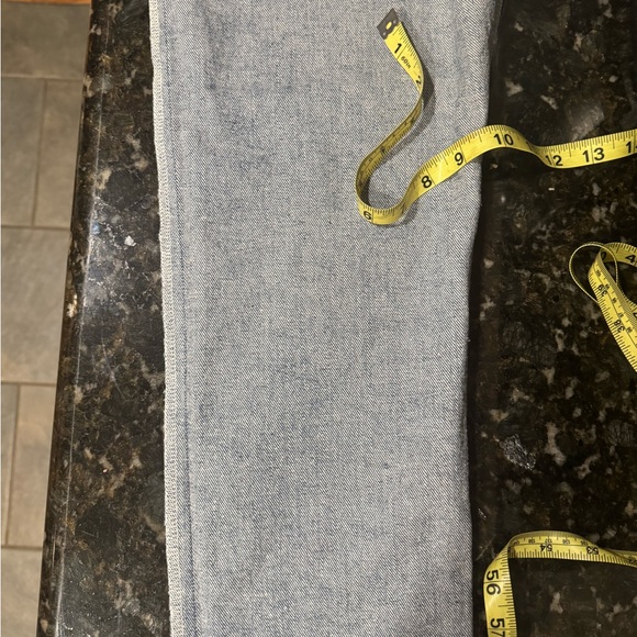 Vintage Authentic Levi’s Jeans - Picture 13 of 13